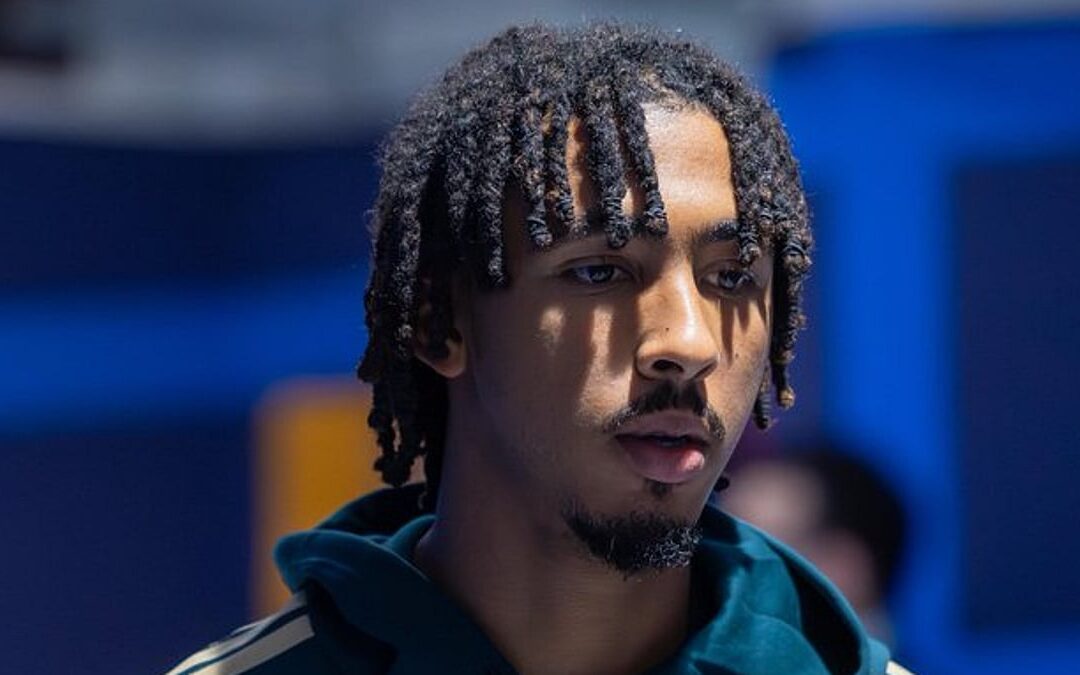 الإصابة تُبعد جهاد ذكري من معسكر الأخضر في قطر