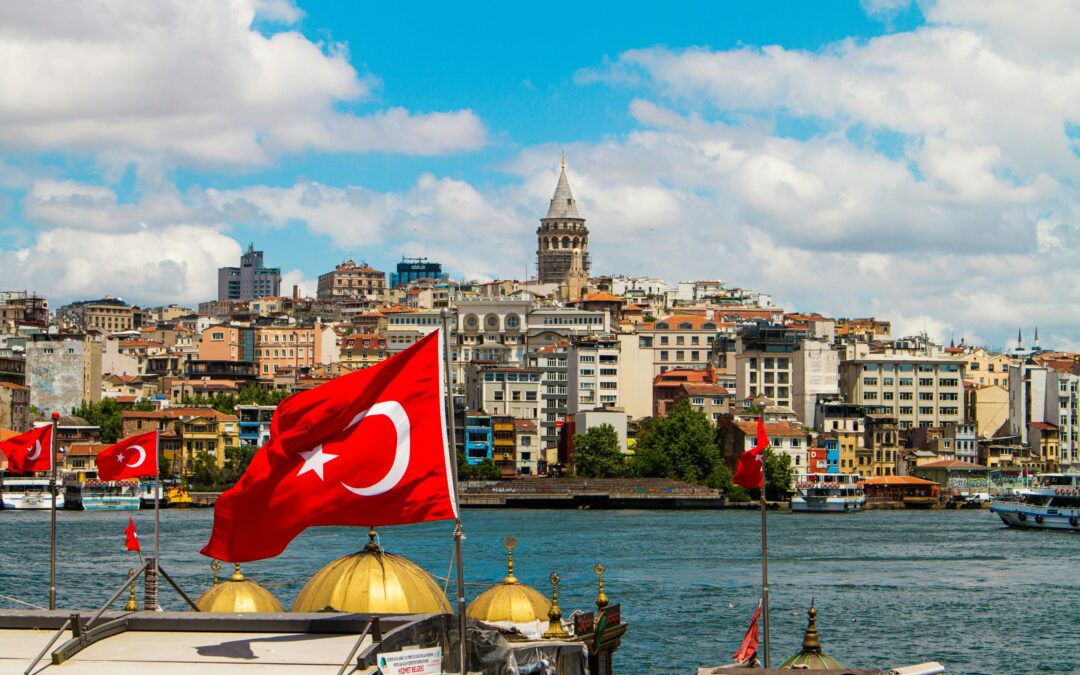 تركيا تقول إنها أسقطت طائرة مسيرة غير خاضعة للرقابة