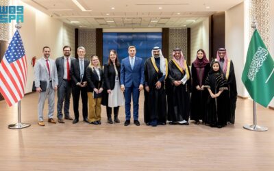 “وزير الاتصالات” يعقد اجتماعًا مع وكيل الخارجية الأمريكية لتعزيز الشراكة