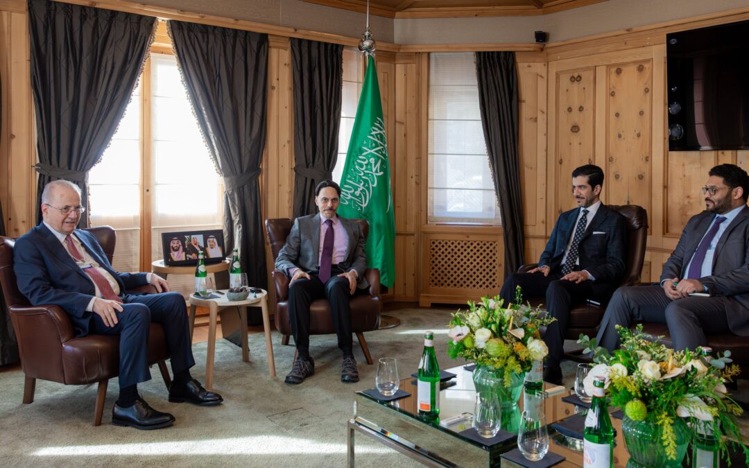 وزير الخارجية يلتقي رئيس مجلس الوزراء الفلسطيني