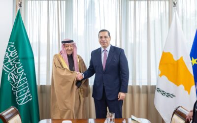 نائب وزير الخارجية يلتقي وزير خارجية قبرص