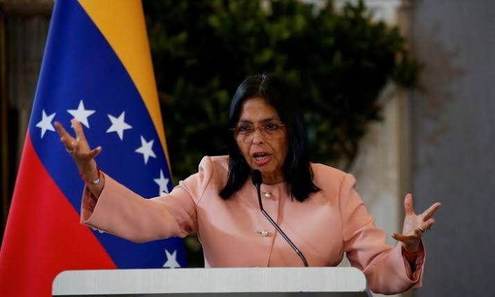 أول تعليق رسمي من فنزويلا على إعلان “اعتقال مادورو”