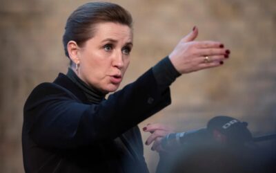رئيسة وزراء الدنمارك تهاجم تصريحات “ترامب” بشأن “غرينلاند”: “توقف عن التهديد”