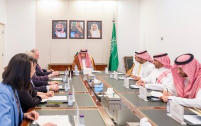 “الخريجي” يستضيف رئيس مجلس المياه العالمي