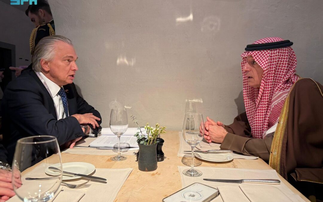 وزير الدولة للشؤون الخارجية يلتقي وزير خارجية كوستاريكا