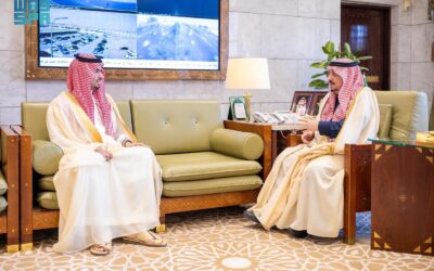 أمير الرياض يستقبل محافظ الدرعية