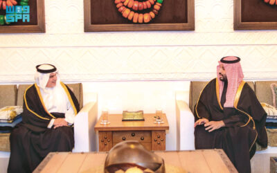 ولي العهد يستعرض مع نظيره البحـريني فرص التعاون