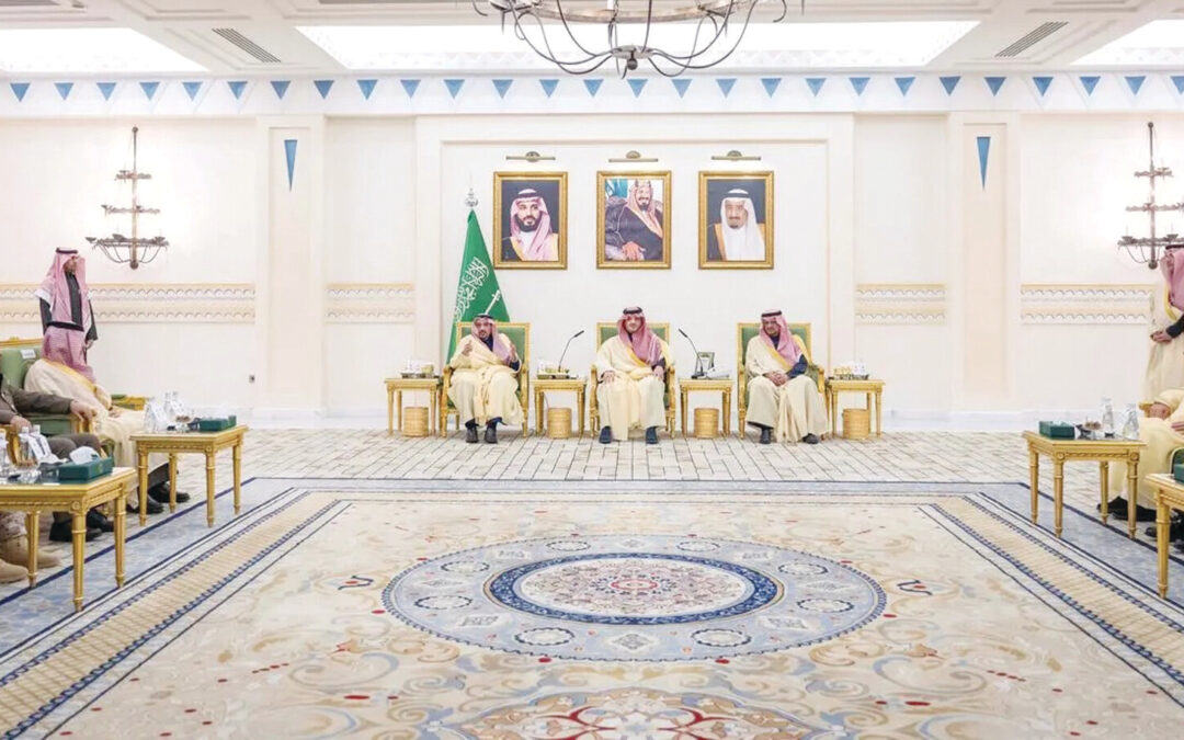 وزير الداخلية ينقل تحيات القيادة لأهالي القصيم