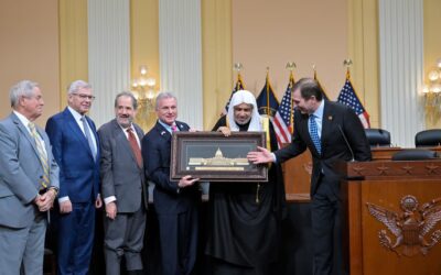 الكونغرس الأمريكي يكرِّم الأمين العام لرابطة العالم الإسلامي تقديرًا لجهود الرابطة في مكافحة الكراهية