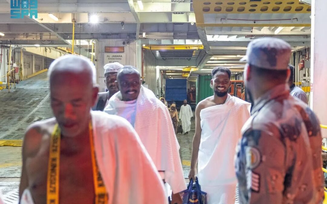 حرس الحدود يستقبل أولى رحلات المعتمرين عبر ميناء جدة في رمضان 1447هـ