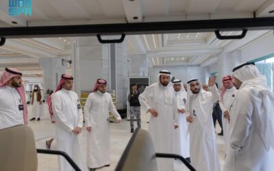 وزير الحج يقف على جاهزية خدمات الحرمين لموسم رمضان