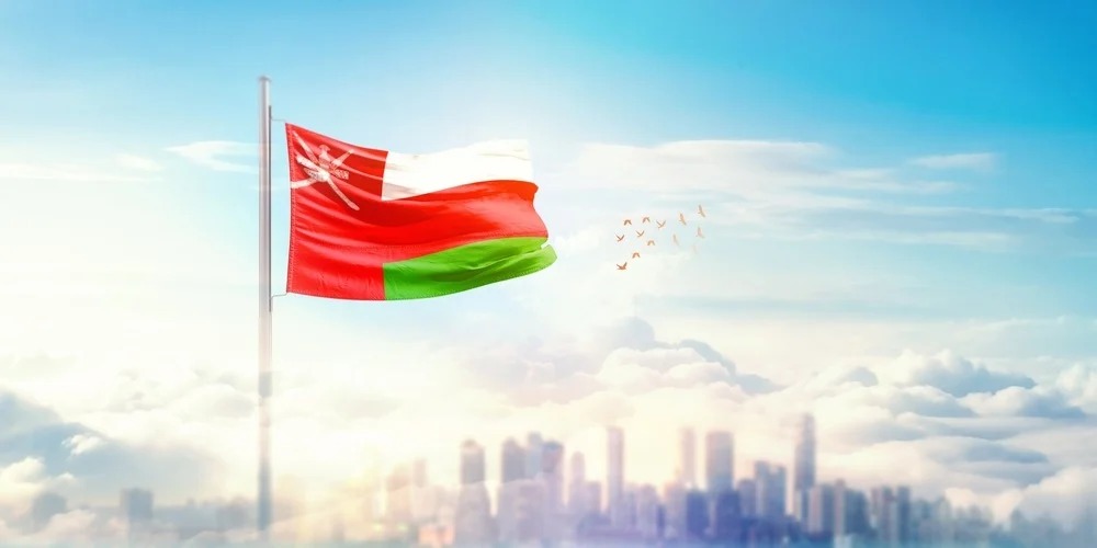 عُمان تدعو واشنطن إلى “عدم الانجرار أكثر” في الحرب