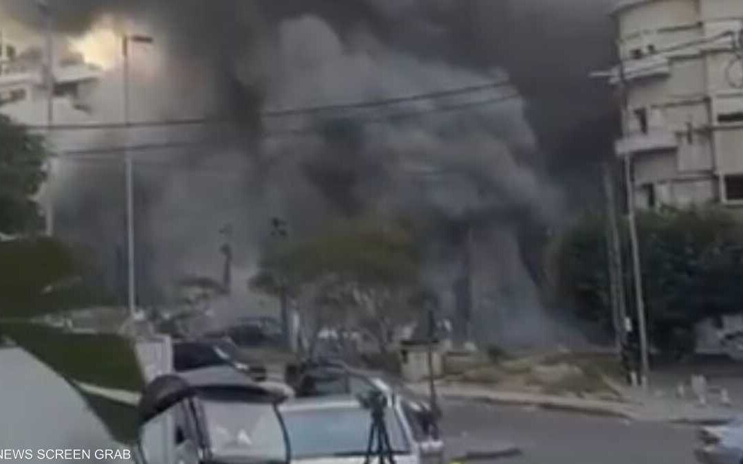 غارات إسرائيلية جديدة على وسط بيروت وأوامر بإخلاء حي زقاق البلاط