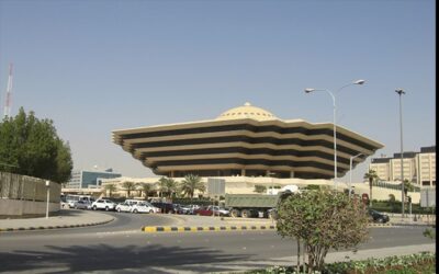 غرامة 50 ألف ريال وسجن وترحيل للمتخلفين عن مغادرة المملكة بعد انتهاء التأشيرة