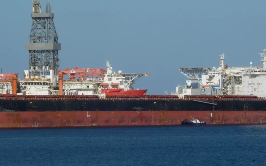 الهند تؤكد تعرض سفينتين هنديتين لهجوم في مضيق هرمز