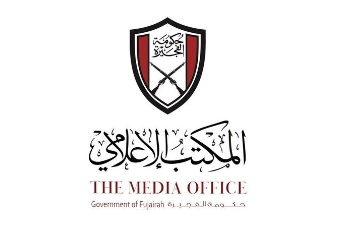 الجهات المختصة تتعامل مع استهداف مبنى شركة «دو» في الفجيرة