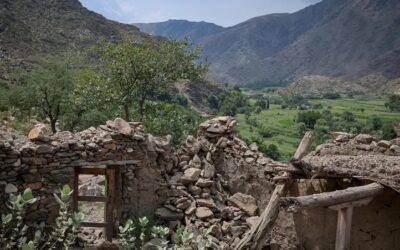مصرع 12 شخصًا بينهم 8 من عائلة واحدة في زلزال يضرب أفغانستان