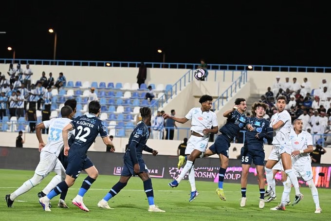 الأخدود يهزم الفتح بهدف آل هتيله ويُنعش آماله في البقاء بدوري روشن