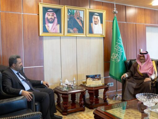 آل جابر يبحث مع محافظ لحج ترتيبات الحوار الجنوبي ودعم التنمية بالمحافظة