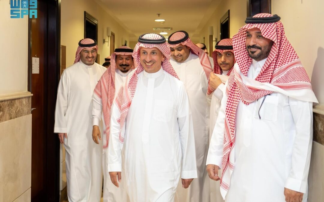 “وزير السياحة” يتفقد جاهزية مرافق الضيافة والنُزل المؤقتة للحجاج بمكة