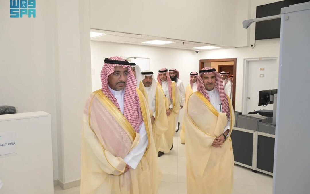 وزير الصناعة يتفقد الجاهزية التشغيلية والمشروعات التنموية في الجبيل الصناعية