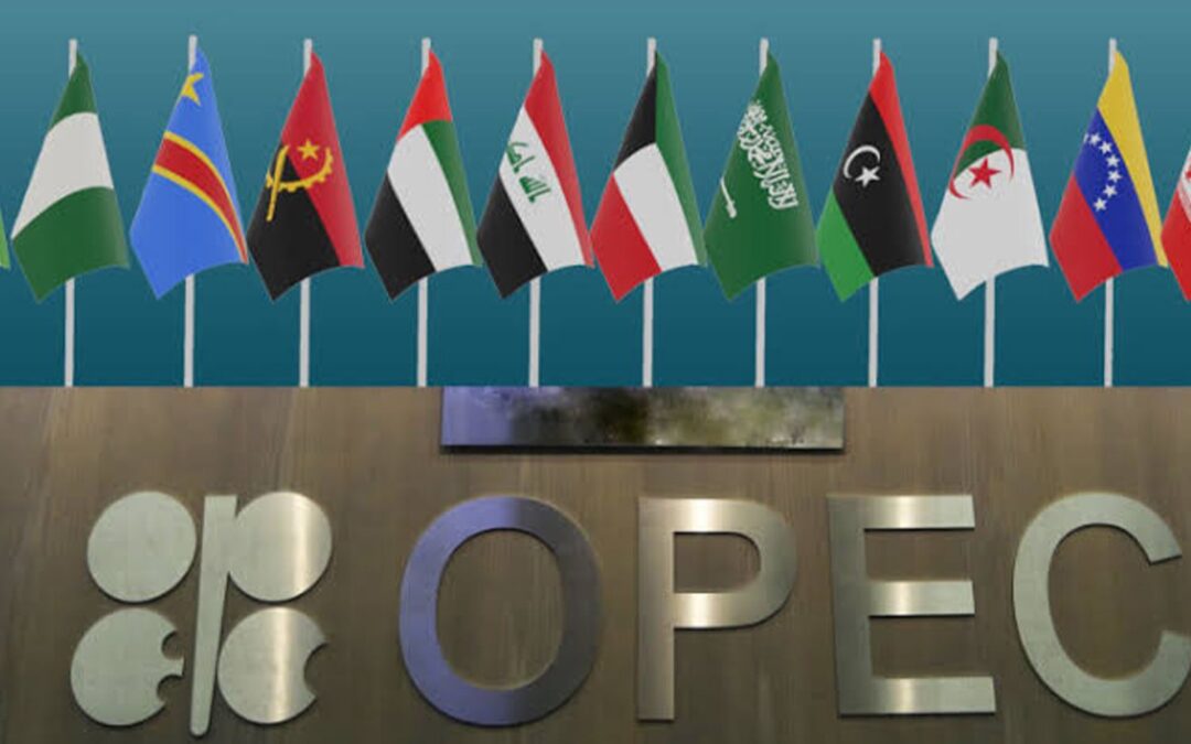 دول أوبك بلس الثماني تُخفض 206 آلاف برميل يوميًا وتلوّح بعكس تقليصات 2.2 مليون برميل