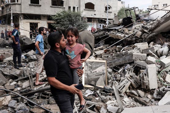 ارتفاع حصيلة الشهداء في قطاع غزة إلى 72,740 شهيداً