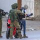 قوات الاحتلال الإسرائيلي تعتقل 14 فلسطينياً في الضفة الغربية