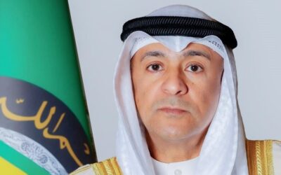 “البديوي” يؤكد تضامن دول المجلس مع البحرين لحماية أمنها واستقرارها