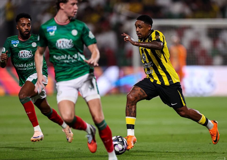 الاتحاد يعلن انتهاء موسم ستيفن بيرغوين بسبب إصابة الركبة
