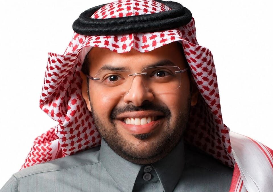 استشاري سكري يحذر من إيقاف أدوية السكري بسبب «نظام الطيبات» دون إشراف طبي