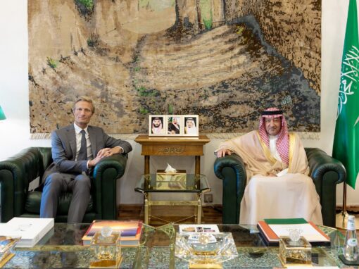 نائب وزير الخارجية يستقبل سفير السودان بالمملكة