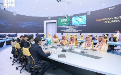 وزير الصناعة يجتمع مع نائب رئيس الوزراء ووزير الخارجية في كازاخستان