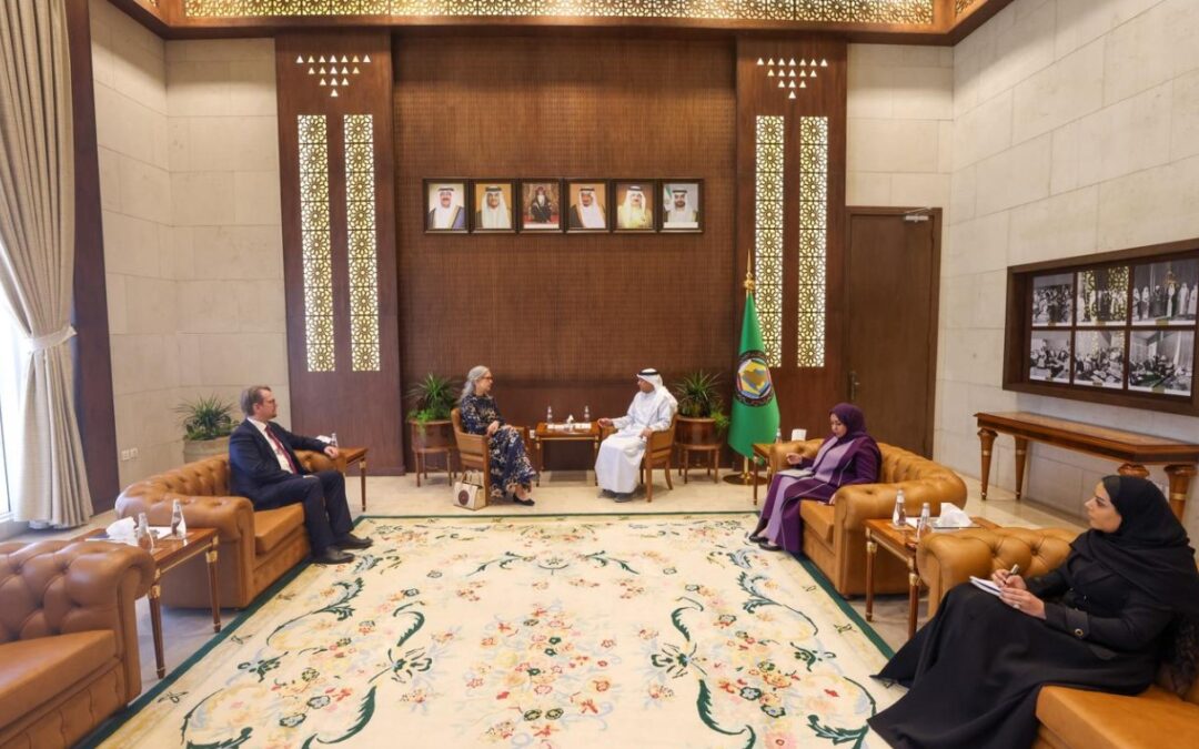 الأمين العام لمجلس التعاون يستقبل سفيرة السويد لدى المملكة