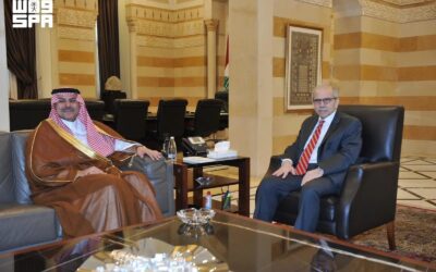 رئيس الوزراء اللبناني يستقبل سفير السعودية لدى لبنان