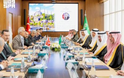 “وزير النقل” يعقد جلسة مباحثات مع نظيره التركي لتعزيز التعاون المشترك