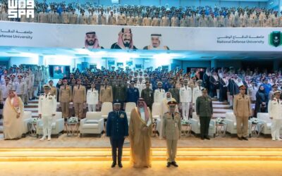 نائب وزير الدفاع يرعى تخريج دارسي جامعة الدفاع الوطني للعام الأكاديمي 1447هـ