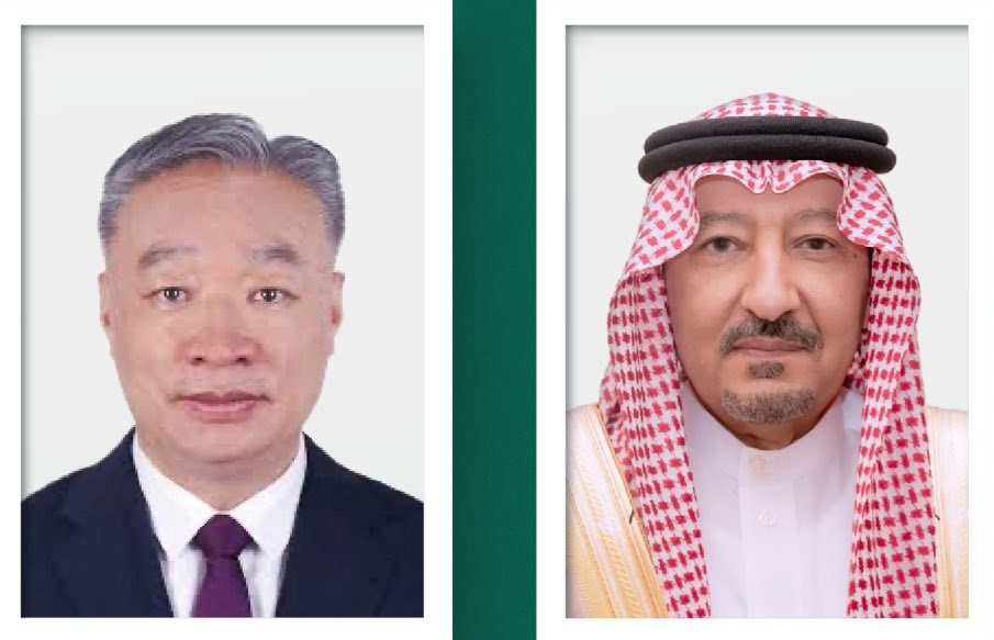 نائب وزير الخارجية يجري اتصالاً هاتفياً بنظيره الصيني