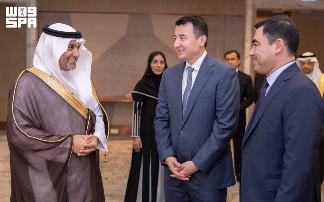 وزير الصحة يبحث مع نائب رئيس الوزراء ووزير الصحة في دولة أوزبكستان تعزيز التعاون الصحي والاستثماري