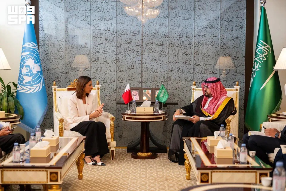 وزير الاقتصاد يبحث مع وزيرة التنمية البحرينية آفاق التعاون الثنائي