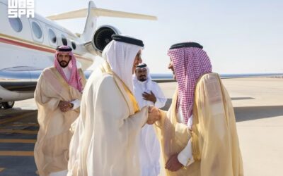 وزير خارجية البحرين يصل الرياض في زيارة رسمية
