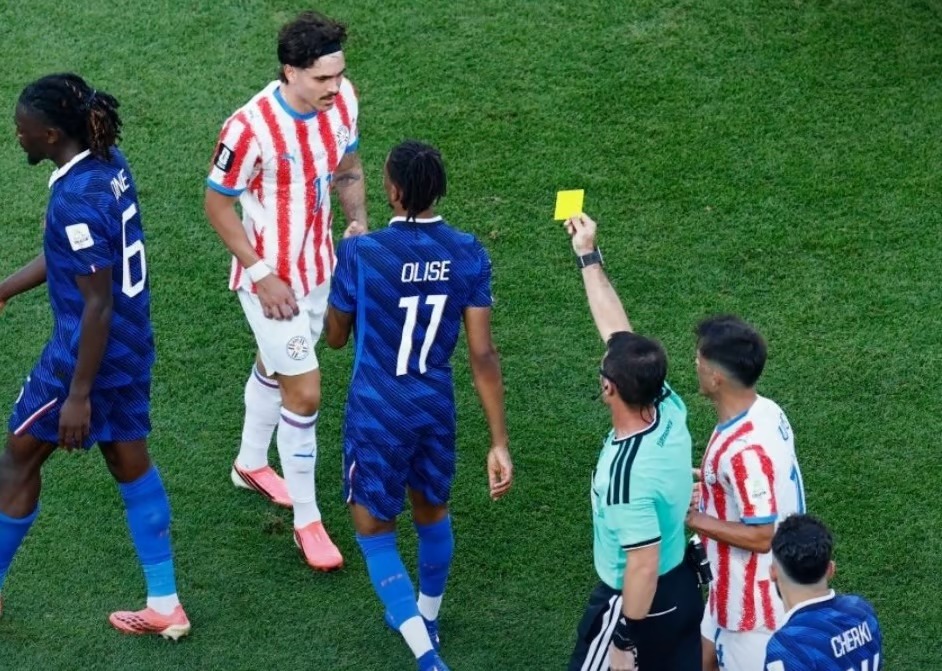فرنسا تُطالب فيفا برفع “الإنذار الظالم” عن “أوليسيه” قبل مواجهة المغرب