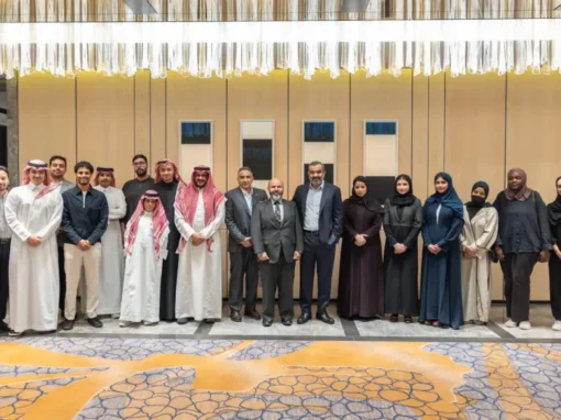 وزير الاتصالات يلتقي المبتعثين السعوديين في كوريا ويحثّهم على توطين التقنيات المتقدمة