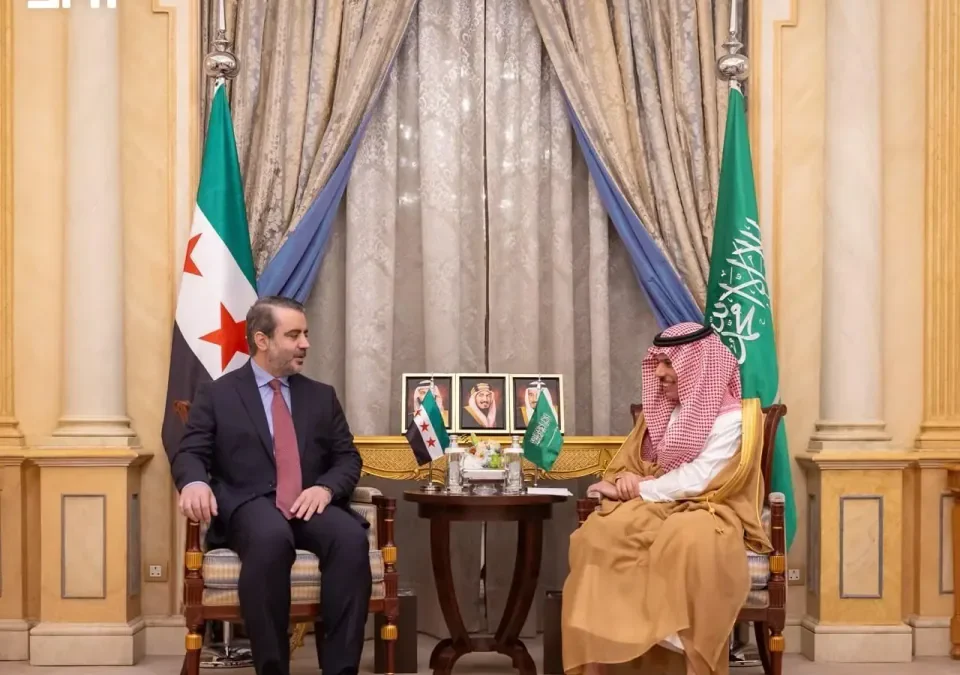 وزير الخارجية يستقبل نظيره السوري في الرياض