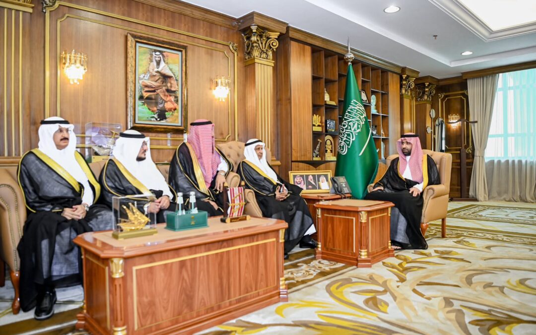 أمير جازان يستضيف أعضاء مجلس المنطقة المعينين حديثًا