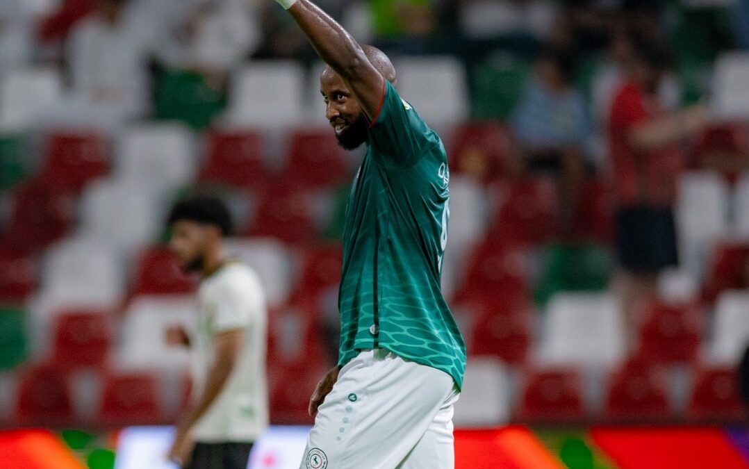 الاتفاق يهزم الرياض برباعية في افتتاحية الدوري السعودي