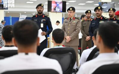 وكيل وزارة الداخلية للشؤون العسكرية يتفقد إجراءات القبول في دورة تأهيل الضباط الجامعيين الـ56