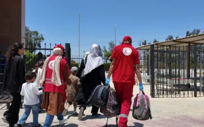 معبر رفح يستقبل الدفعة الـ75 من العائدين الفلسطينيين لغزة