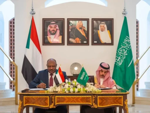 وزير الخارجية يوقّع وثيقة إنشاء مجلس التنسيق السعودي السوداني