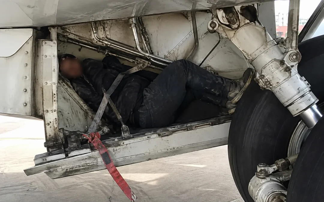 «رحلة الموت» من المغرب إلى لندن.. جثة داخل عجلات طائرة